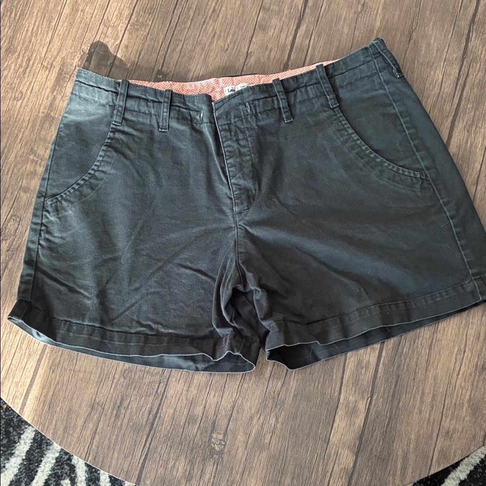 Lee’s Women's Black Shorts